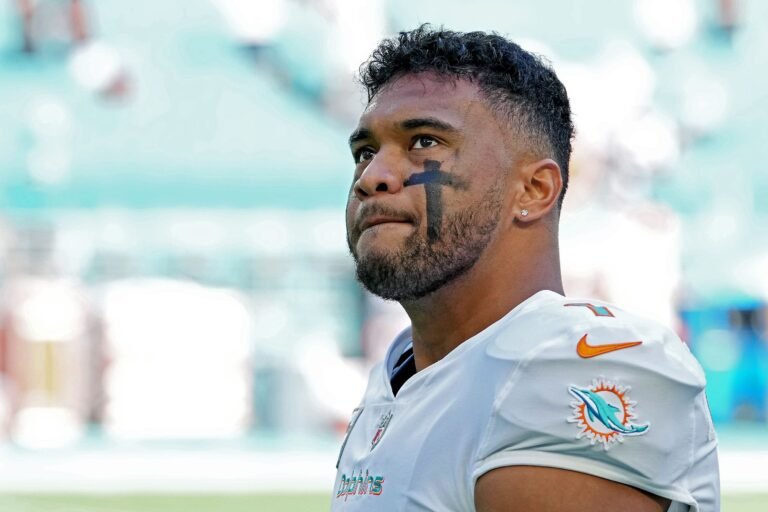 221230124112-tua-tagovailoa-221113-file