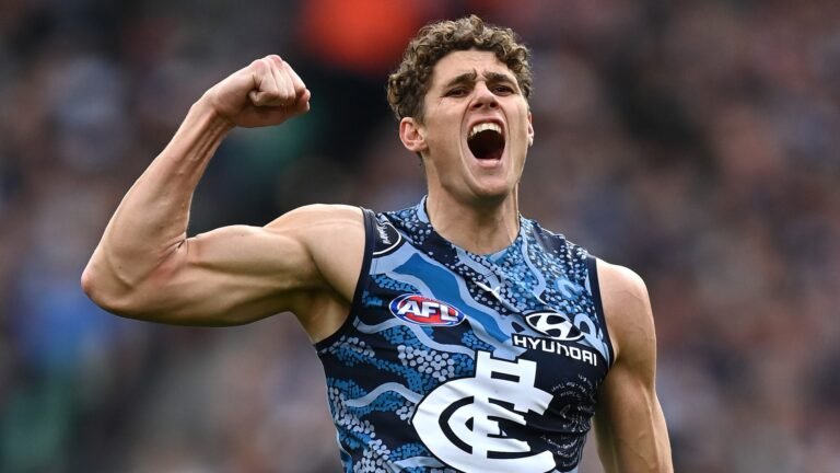 AFL 2022 Round 11 - Collingwood v Carlton