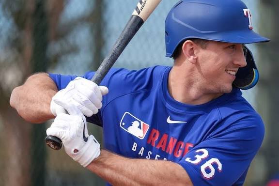 images - 2025-10-22T165450.757